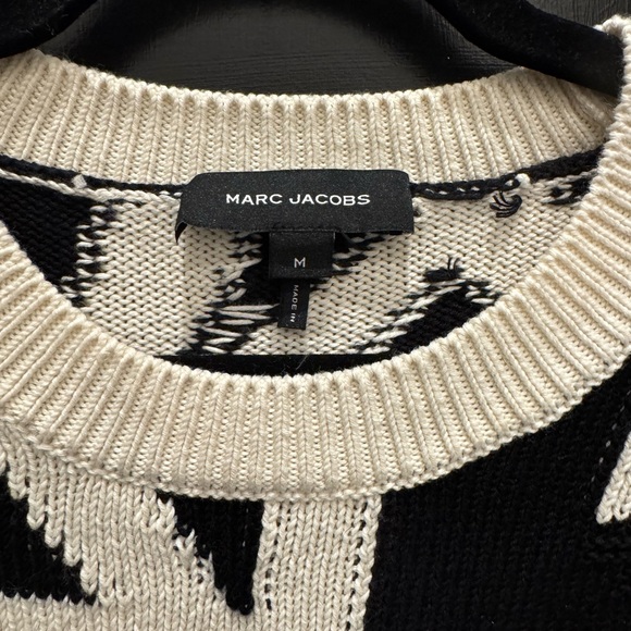 Marc Jacobs Distressed Oversized Knit Sweater – Size Medium - Picture 2 of 4